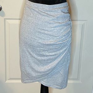 GREY BODYCON MIDI SKIRT SIZE: M/L